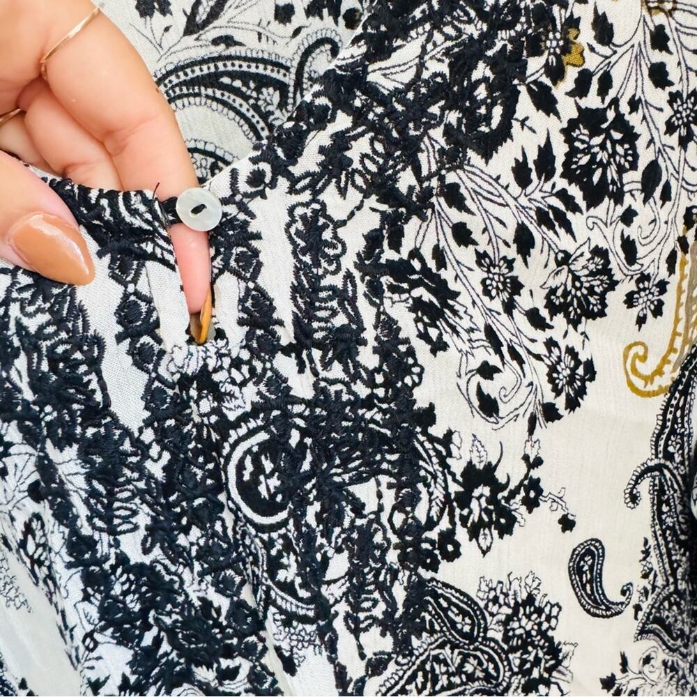 VINTAGE FORBIDDEN Black White Beige Paisley Print Boho Poncho Blouse Shirt Top L - Picture 8 of 13
